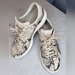 Cole Haan GrandPro Snakeskin Print Sz 7.5